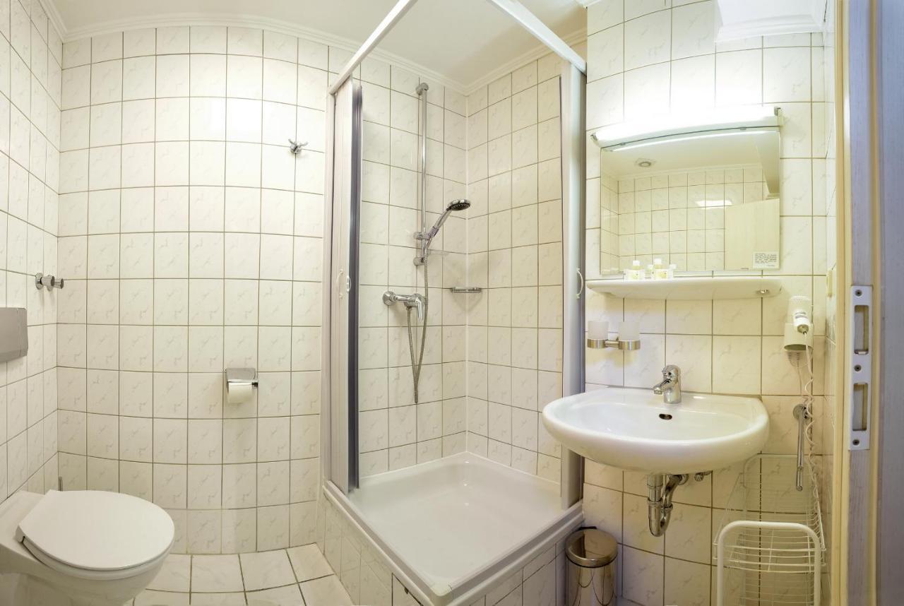 Hotel Buergerhof Köln Ngoại thất bức ảnh